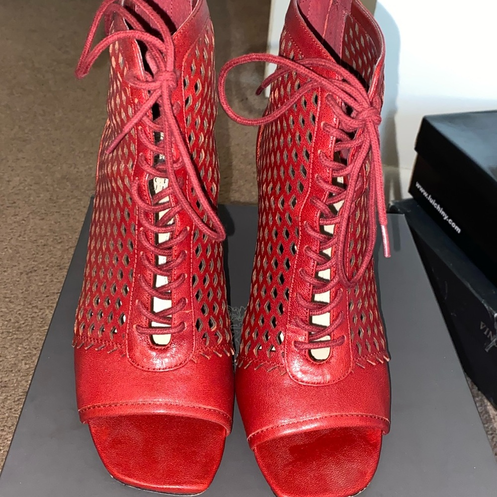 Vince Camuto bootie